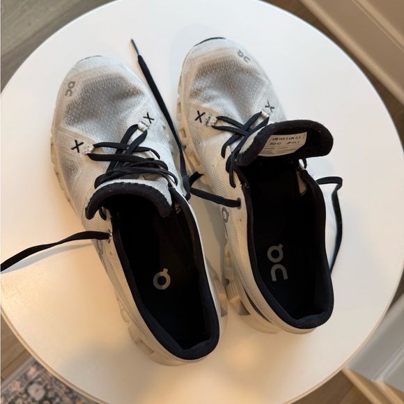 On Running Cloud X White and Black Sneakers - Picture 5 of 13